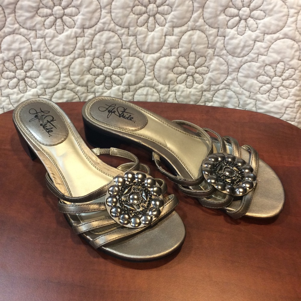 Life Stride sandals